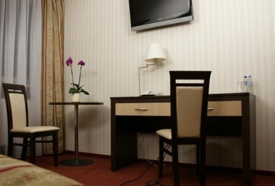 hotel *** - Hotel Cztery Pory Roku Rzeszów - Pokoje - zdjęcie 4