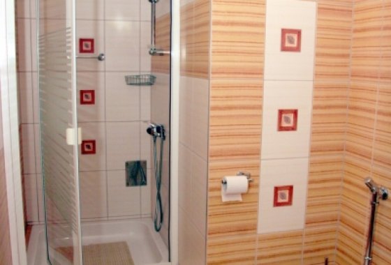 hotel *** - Hotel „Eljan” - Pokoje - zdjęcie 3