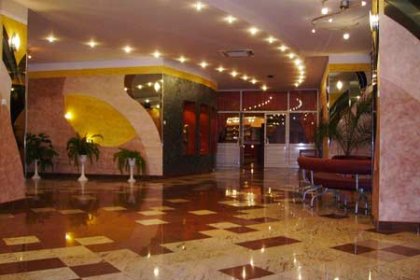 hotel *** - Hotel Laworta - zdjęcie 1