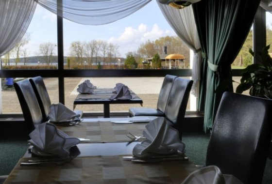 hotel *** - Omega Hotel - Usługi - zdjęcie 1