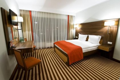 hotel *** - Hotel Poznański Centrum Konferencyjne Miralex - zdjęcie 8