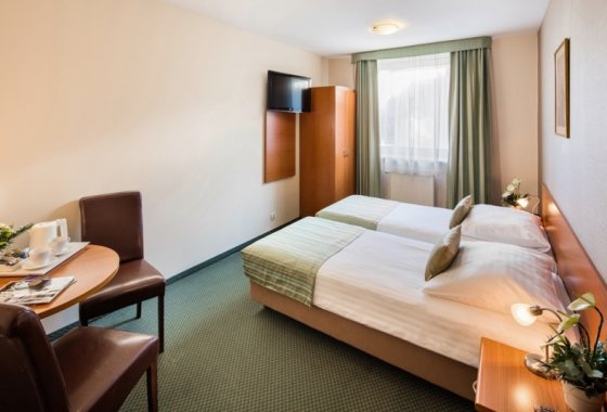 hotel *** - Hotel Galicya - Pokoje - zdjęcie 6
