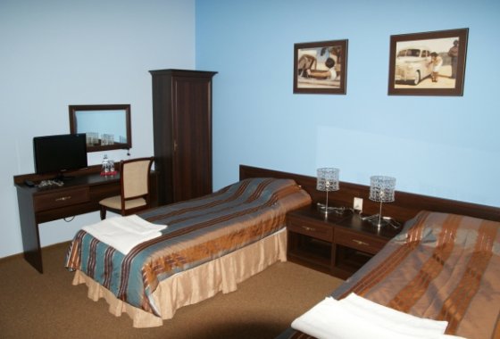 hotel *** - Hotel Chrobry - Pokoje - zdjęcie 2