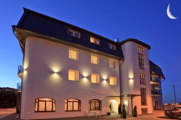 Amber Hotel