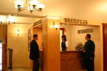 hotel *** - Hotel Hubertus - zdjęcie 1