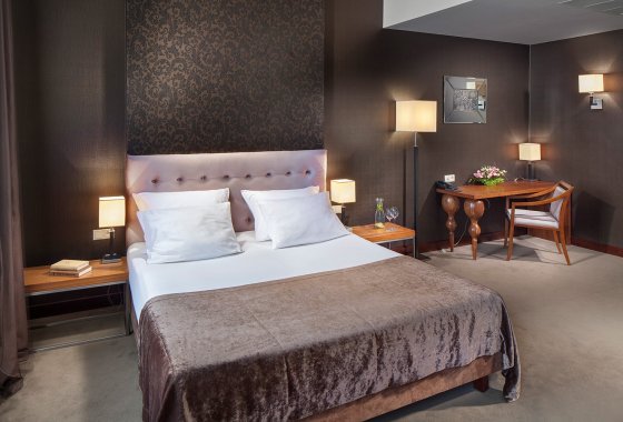 hotel **** - Hotel Unicus - Pokoje - zdjęcie 4