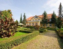 Sześć Dębów Dwór w Prusewie
