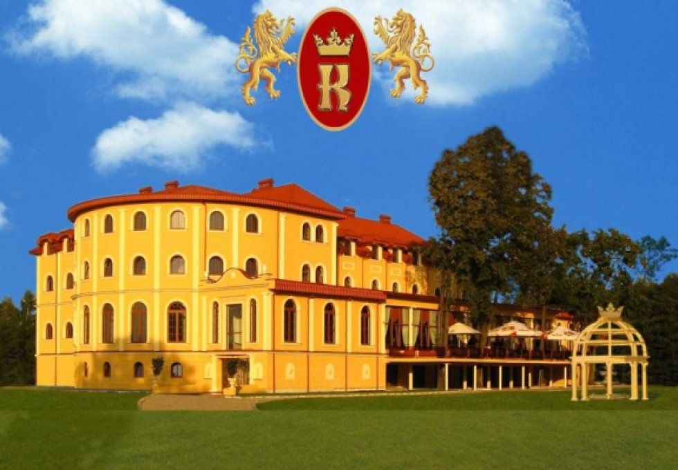 hotel - Hotel Królewski w Janowie Lubelskim