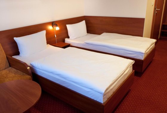 hotel - Hotel Podróżnik - Pokoje - zdjęcie 3