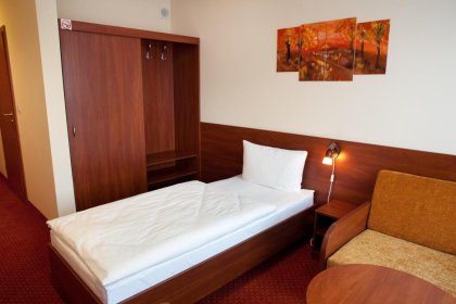 hotel - Hotel Podróżnik - zdjęcie 8