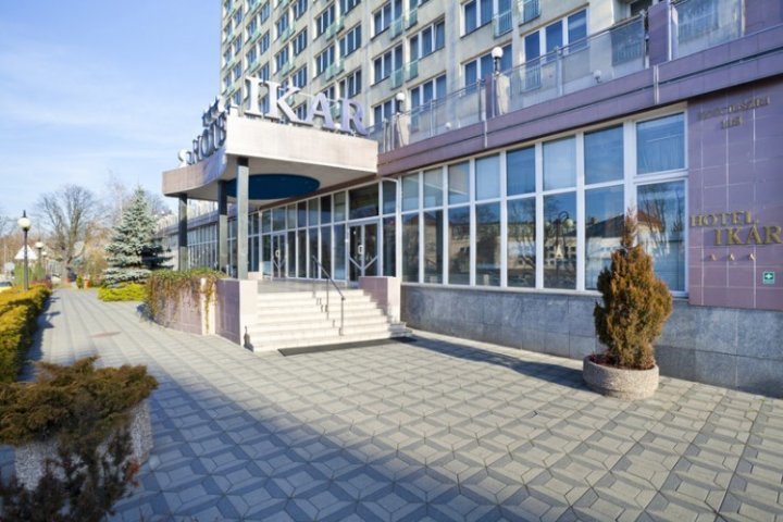 Hotel Ikar ***