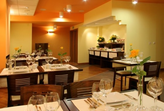 hotel *** - Ascot Premium Hotel - Usługi - zdjęcie 1