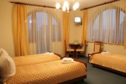 hotel *** - Hotel Tyniecki - zdjęcie 3