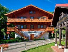 Hotel Dworzysko ***