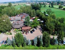 Hotel** Restauracja Jaś Wędrowniczek