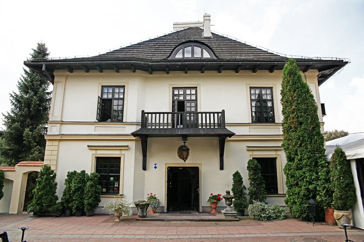 Dwór Anna