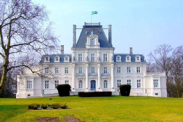 Pałac w Zakrzewie