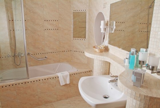 hotel *** - Farmona Hotel Business & SPA - Pokoje - zdjęcie 1