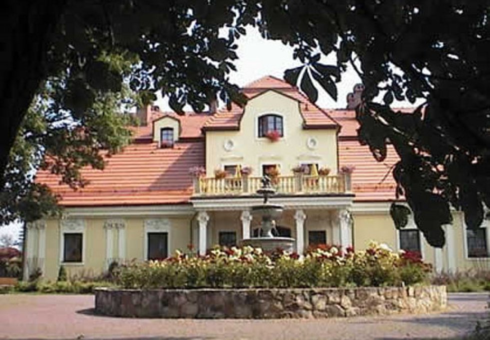 hotel **** - Dwór Szczepańskich ****