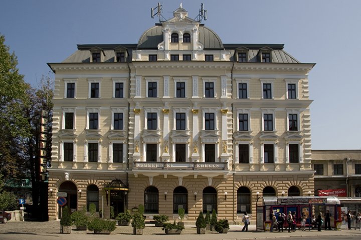 Hotel President ***