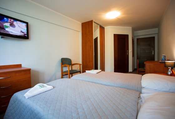 hotel - Hotel Karolinka - Pokoje - zdjęcie 7