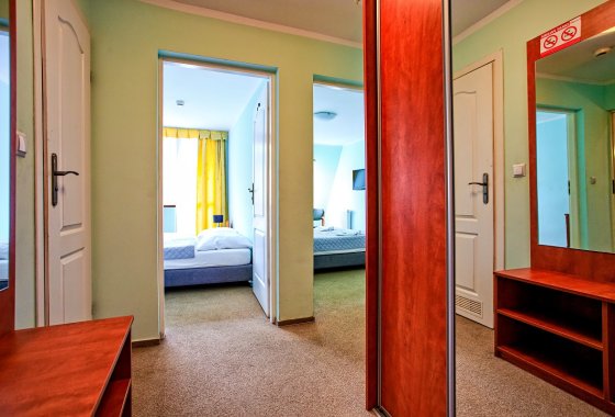hotel - Hotel Karolinka - Pokoje - zdjęcie 2