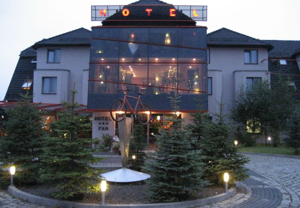 hotel *** - Hotel Fan ***