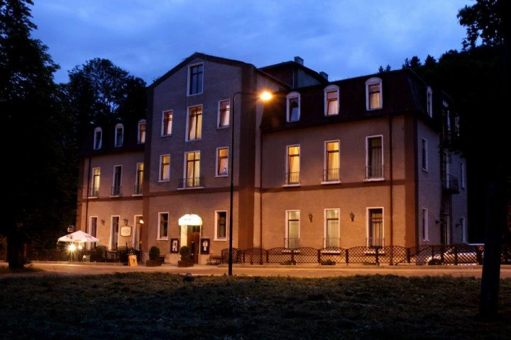 Hotel Muza ***