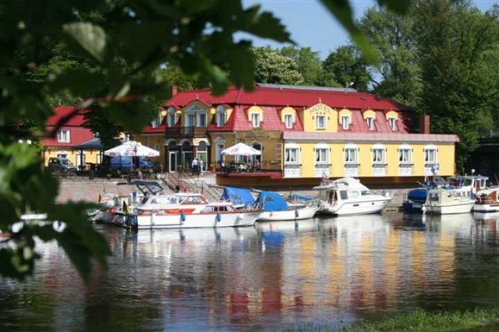 Hotel Dom nad Rzeką