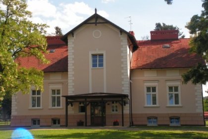 obiekt konferencyjny - Dworek w Mydlnikach Uniwersytetu Rolniczego im. Hugona Kołłątaja w Krakowie - zdjęcie 1