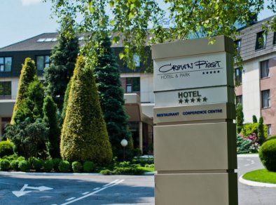 Crown Piast Hotel & Park