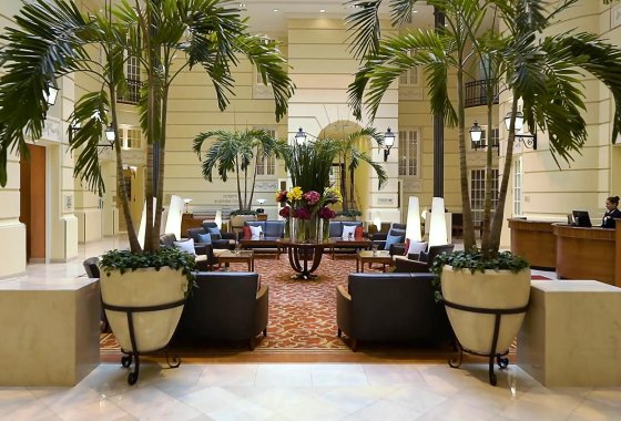 hotel **** - Hotel Polonia Palace - Usługi - zdjęcie 1