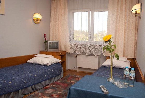 hotel - Dom Wypoczynkowy Bełchatów - Pokoje - zdjęcie 2