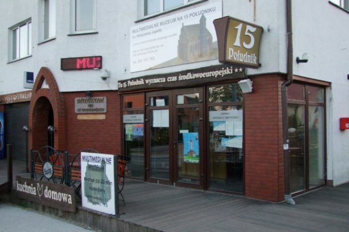 Na 15 Południku - Kawiarnia - Restauracja