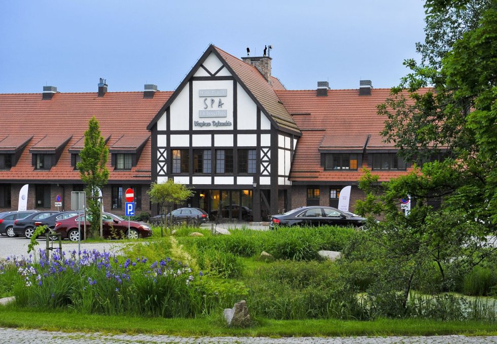 hotel **** - Hotel SPA Dr Irena Eris Wzgórza Dylewskie ****