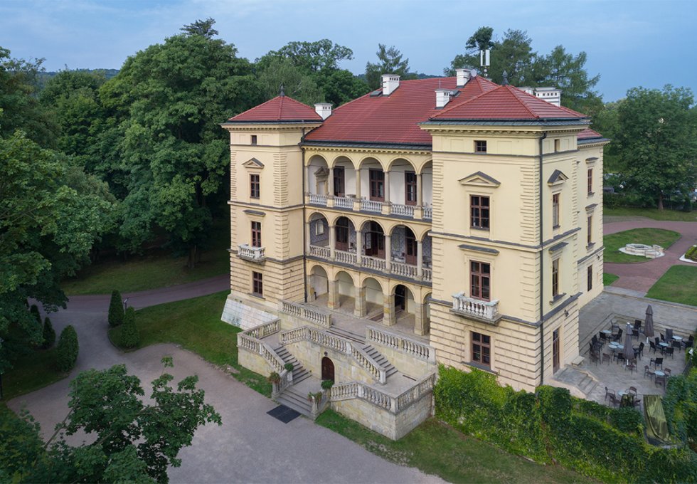 pałac - Willa Decjusza