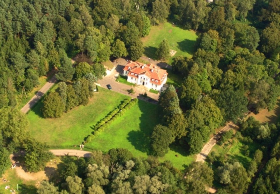 dworek - Księżycowy Dworek