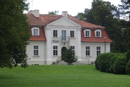 dworek - Księżycowy Dworek - zdjęcie 2
