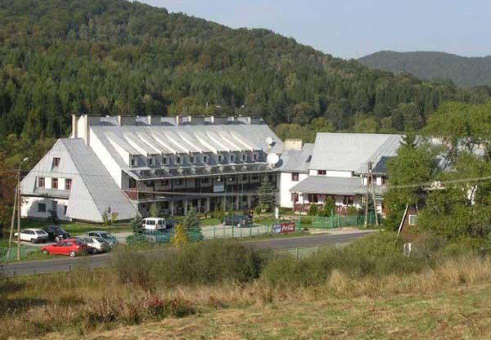 hotel *** - Hotel Górski PTTK Ustrzyki Górne ***