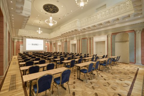 Hotel Saski Kraków Curio Collection by Hilton