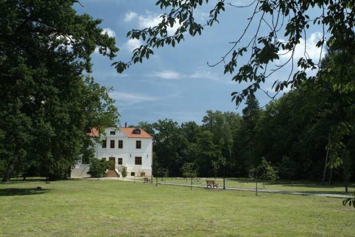 Pałacyk Łąkomin