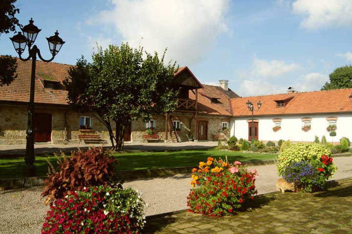 Folwark Wiązy