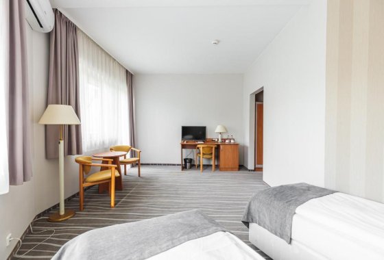 hotel *** - Hotel AKWAWIT - Pokoje - zdjęcie 8