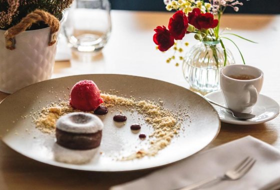 hotel *** - Hotel AKWAWIT - Usługi - zdjęcie 5