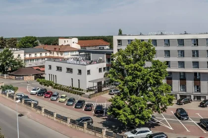hotel **** - Hotel Europa **** Starachowice - wideo