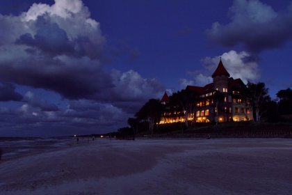 zamek - Hotel Neptun w Łebie - zdjęcie 5