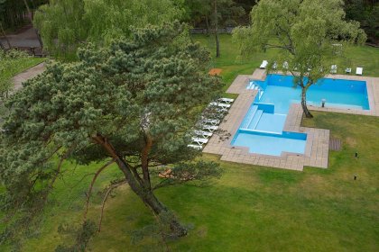 zamek - Hotel Neptun w Łebie - zdjęcie 19