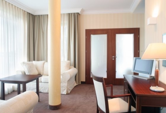 hotel *** - Hotel Kuracyjny - Pokoje - zdjęcie 2