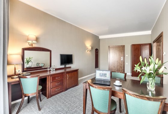 hotel *** - Hotel Olympic - Pokoje - zdjęcie 3