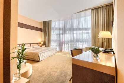 hotel *** - Hotel Olympic - zdjęcie 11
